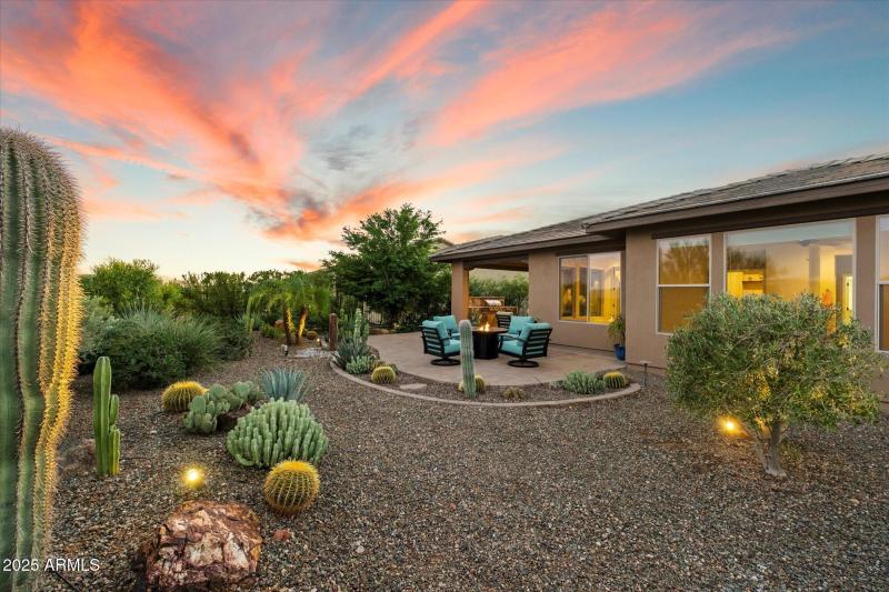 Spacious Yard