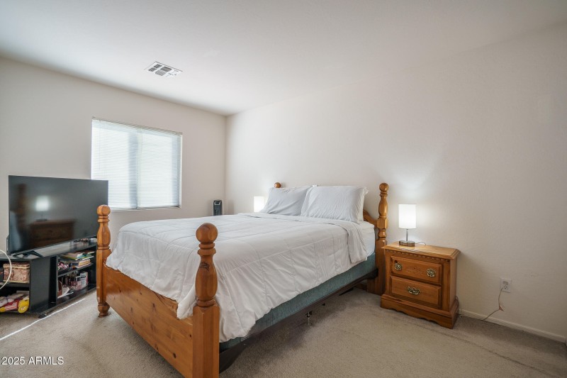 18) BED 2 UP