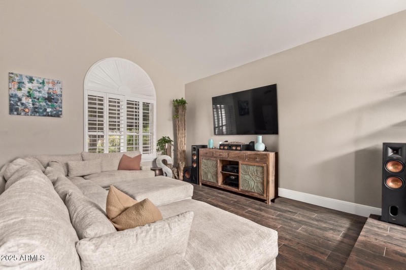 Hutch removed to show openness