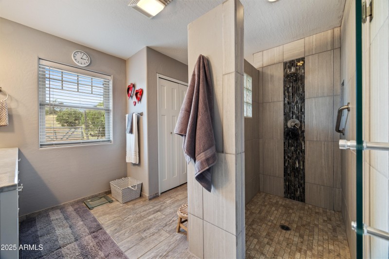 Primary Bath Main Floor