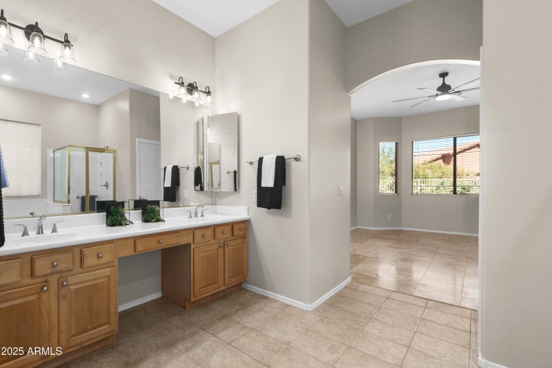 7080-E-Casa-Requena-Drive-27