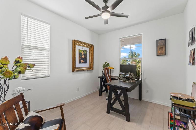 Guestroom/Office