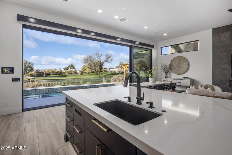 Kitchen with TPC Hole 1 Views