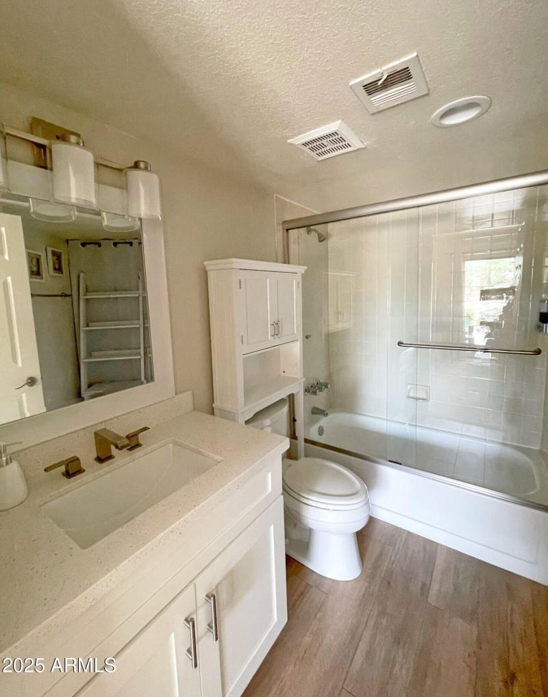 IMG_0007_genErase_genErase