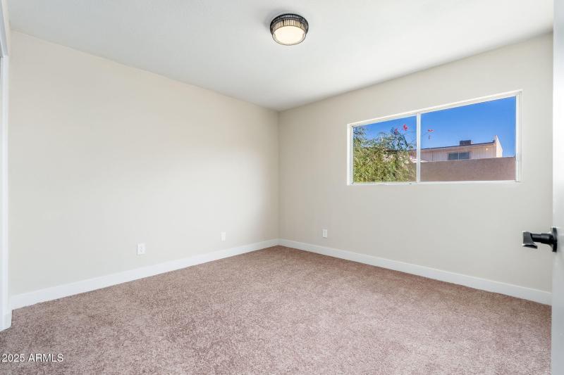 8120 N 32nd Ave - 24