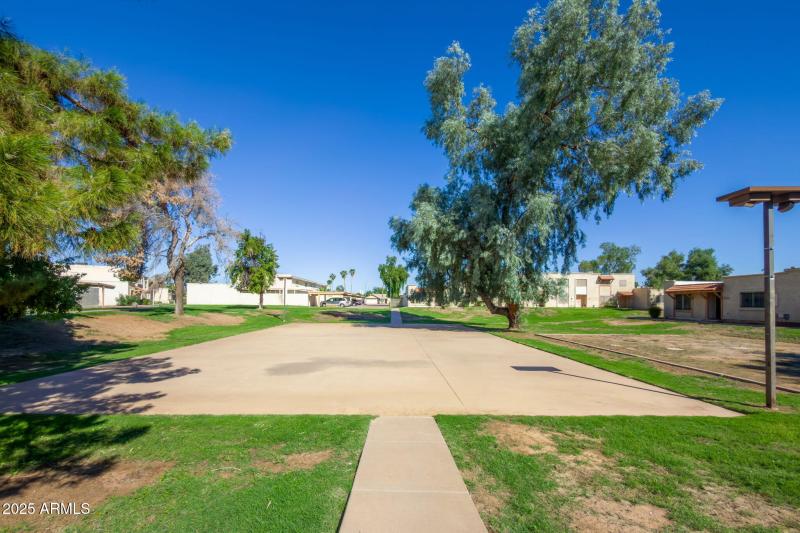 Nothern Manor II - 13