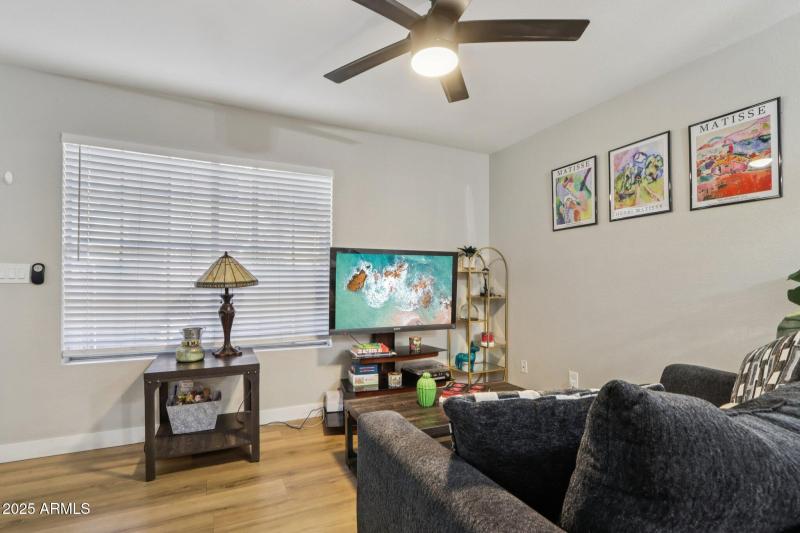 5-web-or-mls-N Alma School Rd-S1710-005