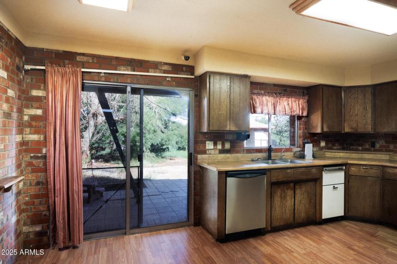 Kitchen 3