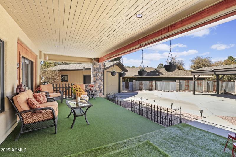 COVERED PATIO