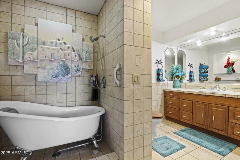 PRIMARY BATHROOM