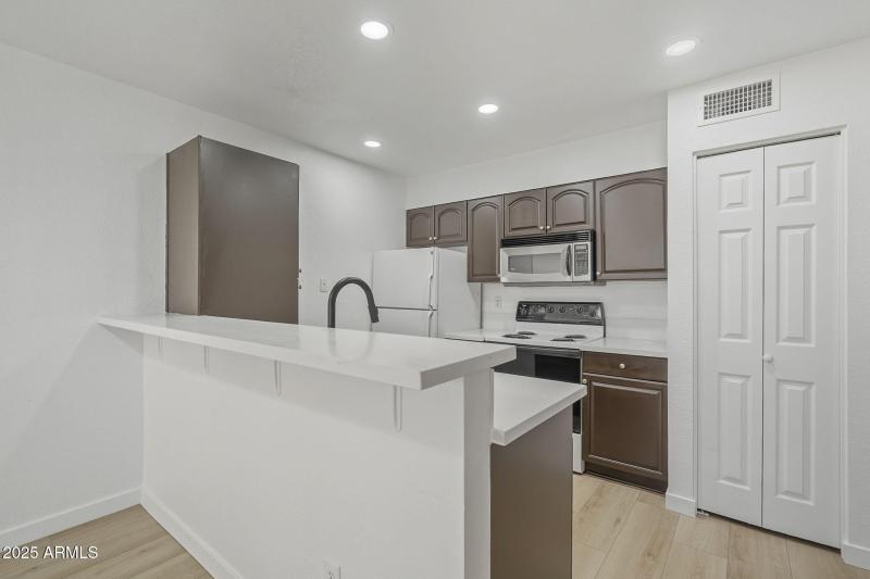 8-web-or-mls-ListerPros-8