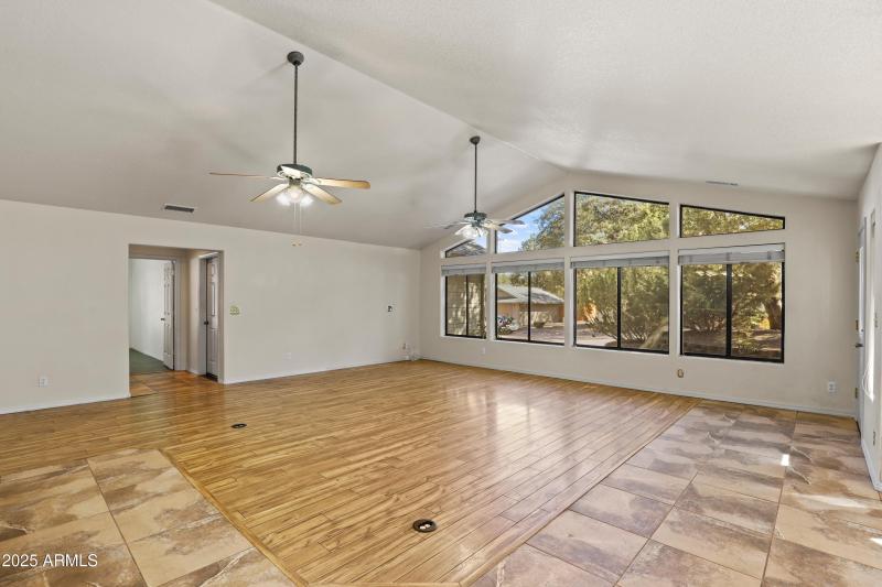 Living Room (3)