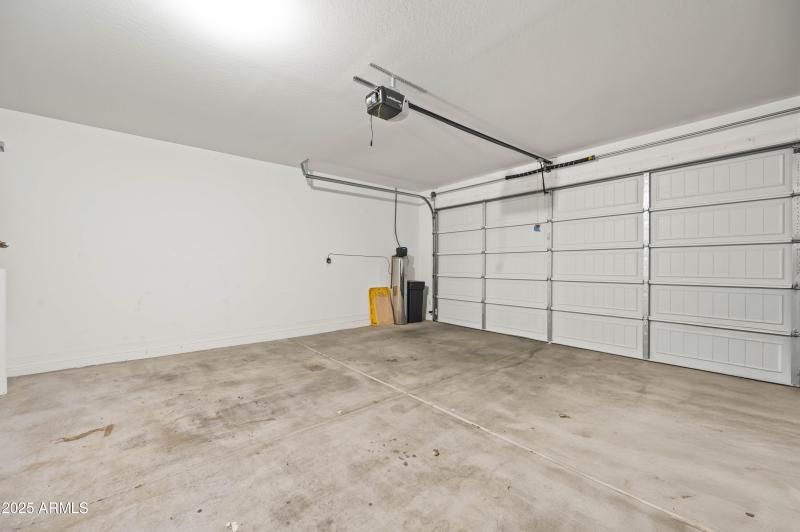10519 W Atlantis Way Tolleson AZ 85353-8