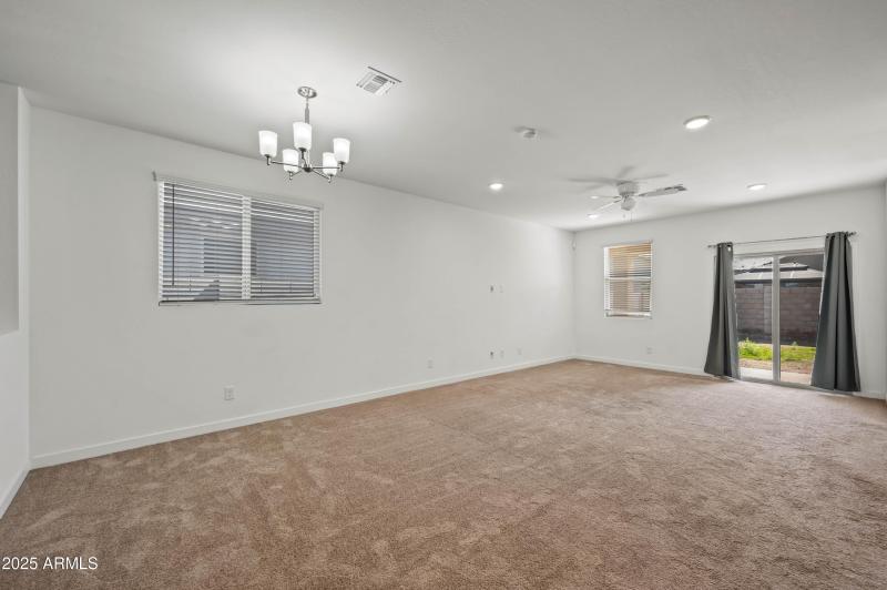 10519 W Atlantis Way Tolleson AZ 85353-1