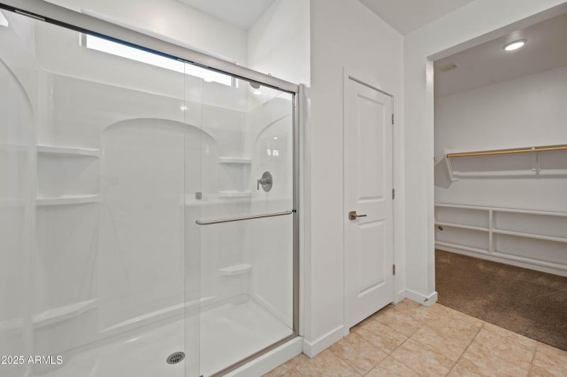 10519 W Atlantis Way Tolleson AZ 85353-3