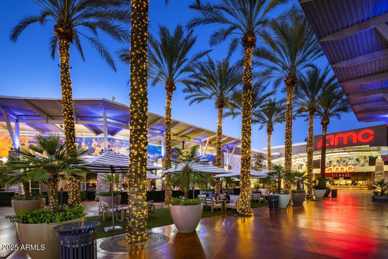 Desert Ridge Lifestyle Images