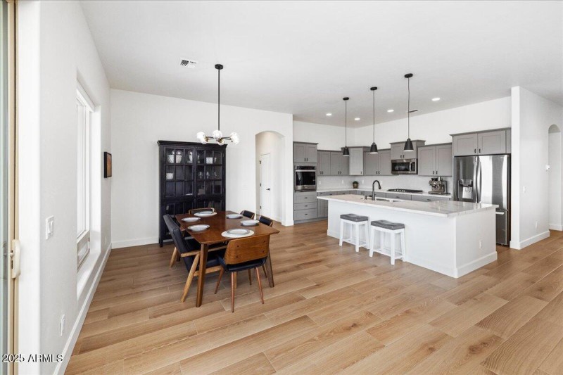 09-dining Room