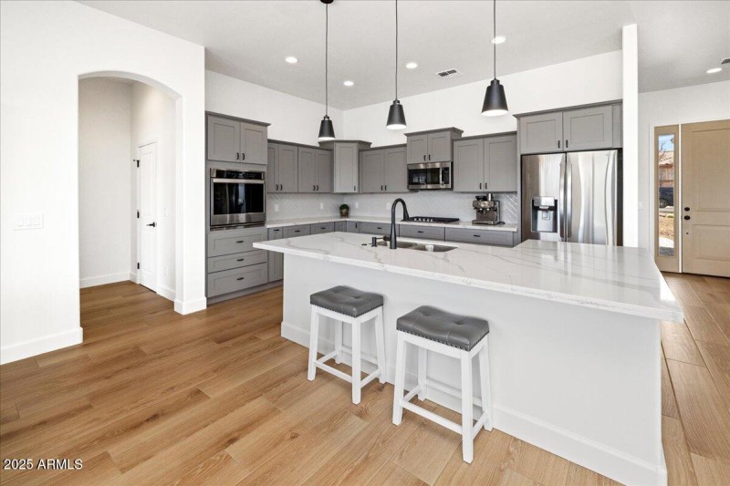 10-Kitchen