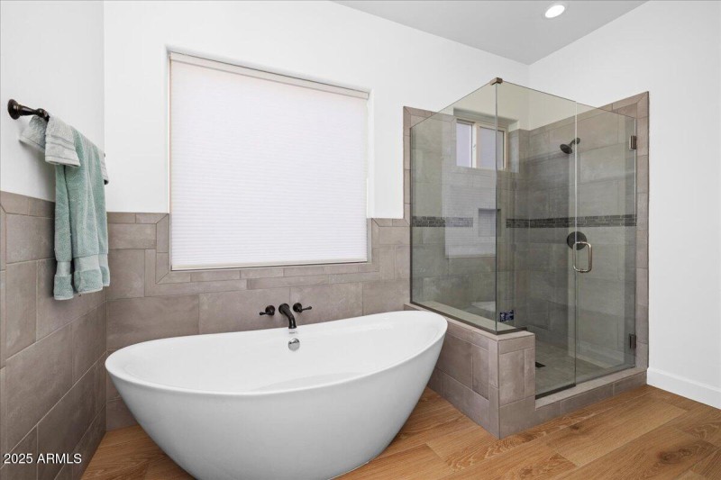 16-Master Bathroom