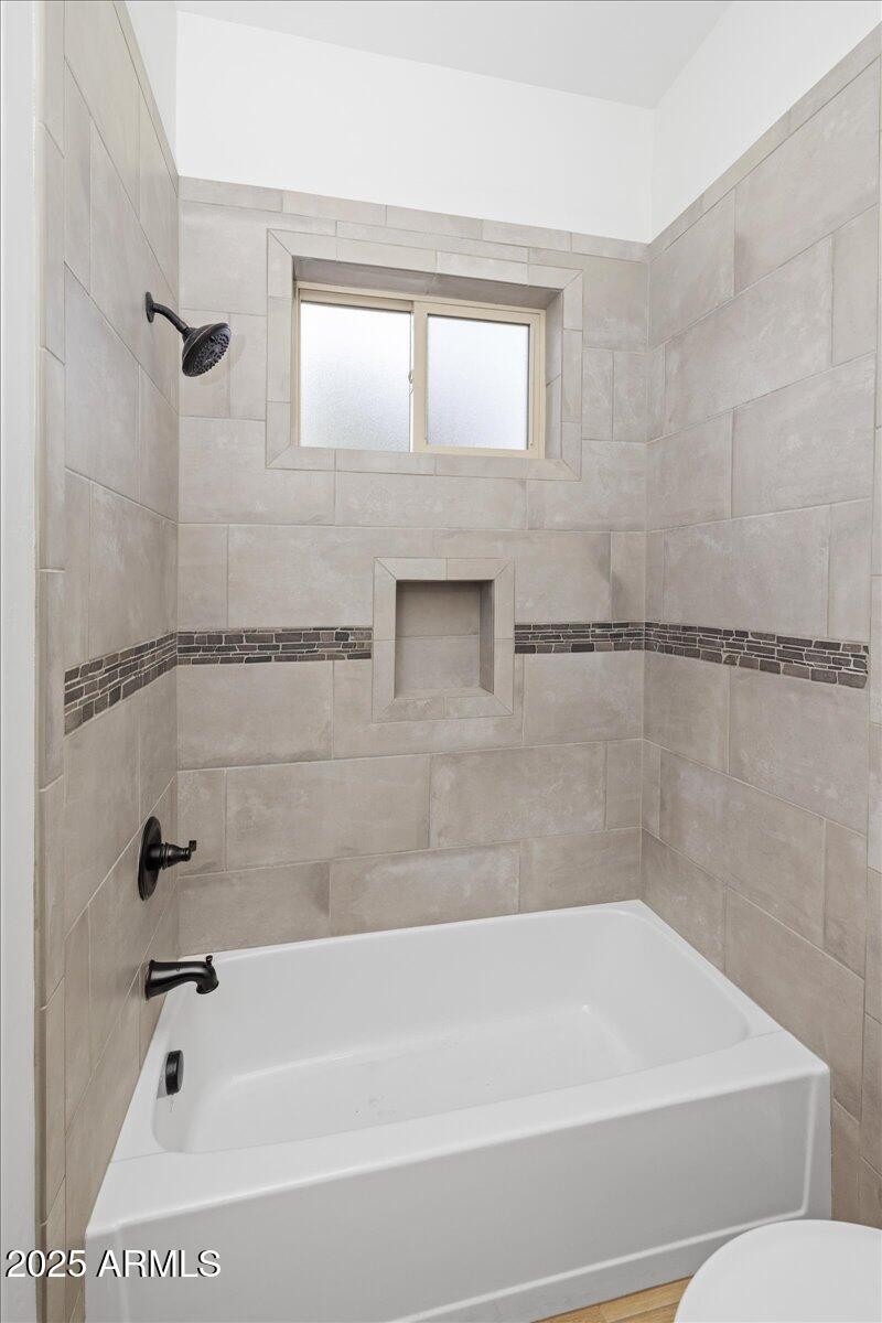20-Jack & Jill Bath
