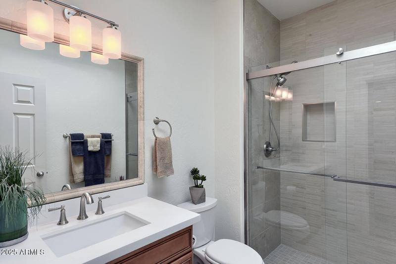 Guest Bath w/Skylight