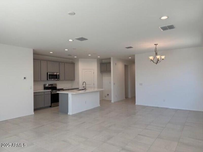Great rm to Kitchen
