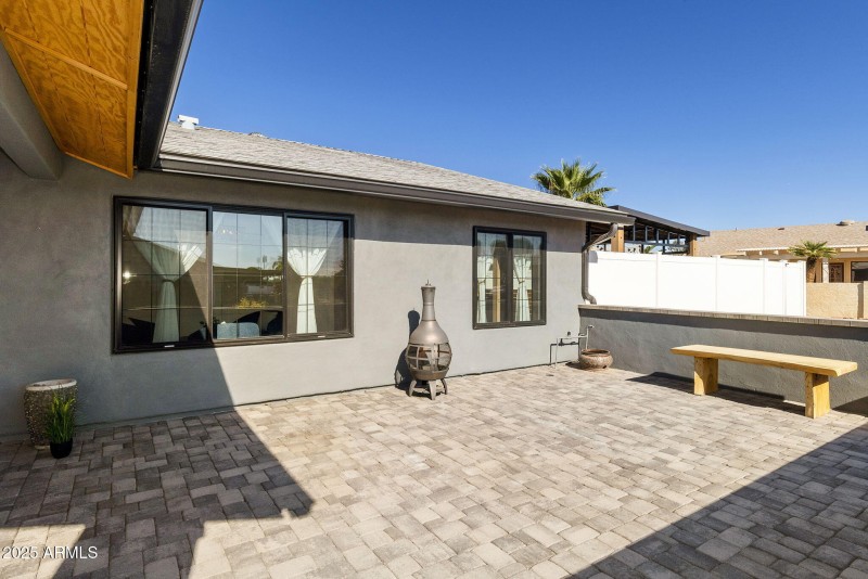 Front Paver Courtyard