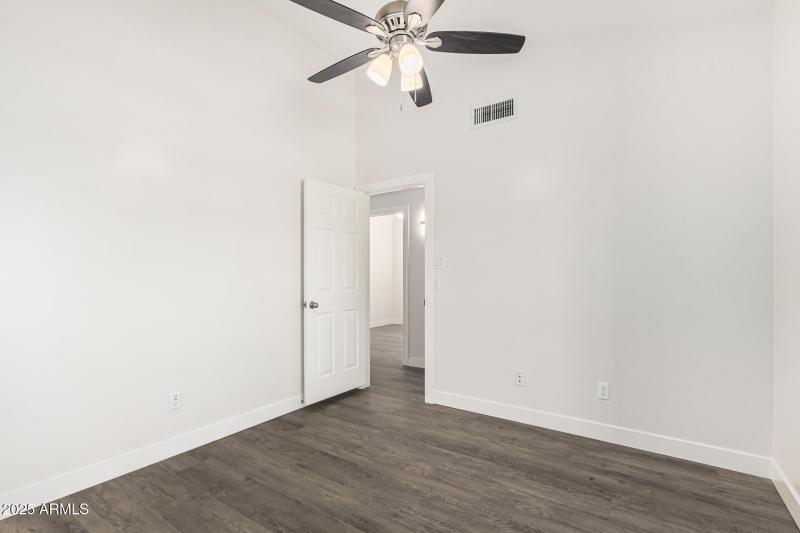28 Ashbrook