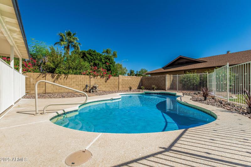 38 Ashbrook