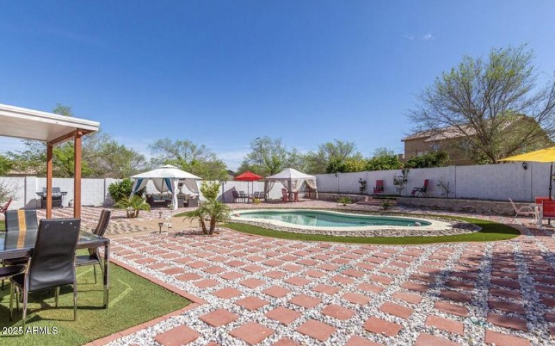 Screenshot 2025-10-18 at 7.33.29AM