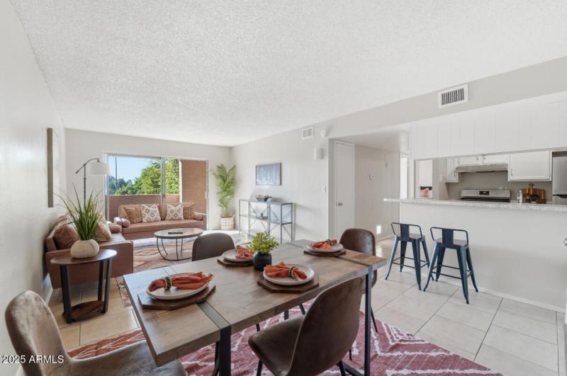 540 N May St #3116-06