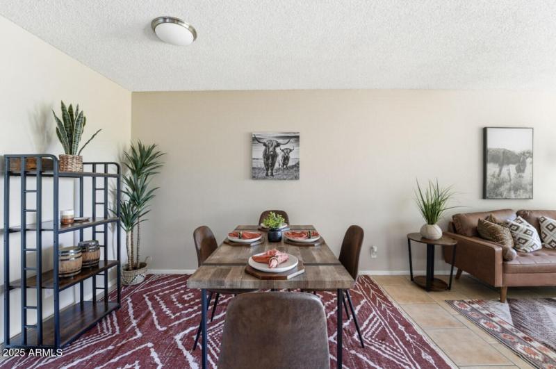 540 N May St #3116-08