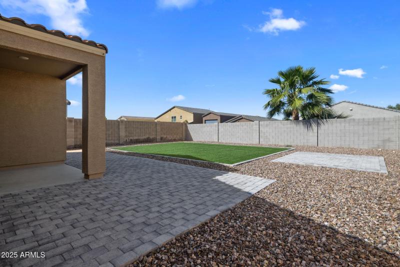 16-Spacious Backyard