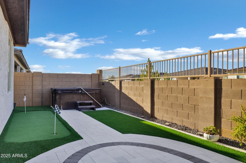 Putting green