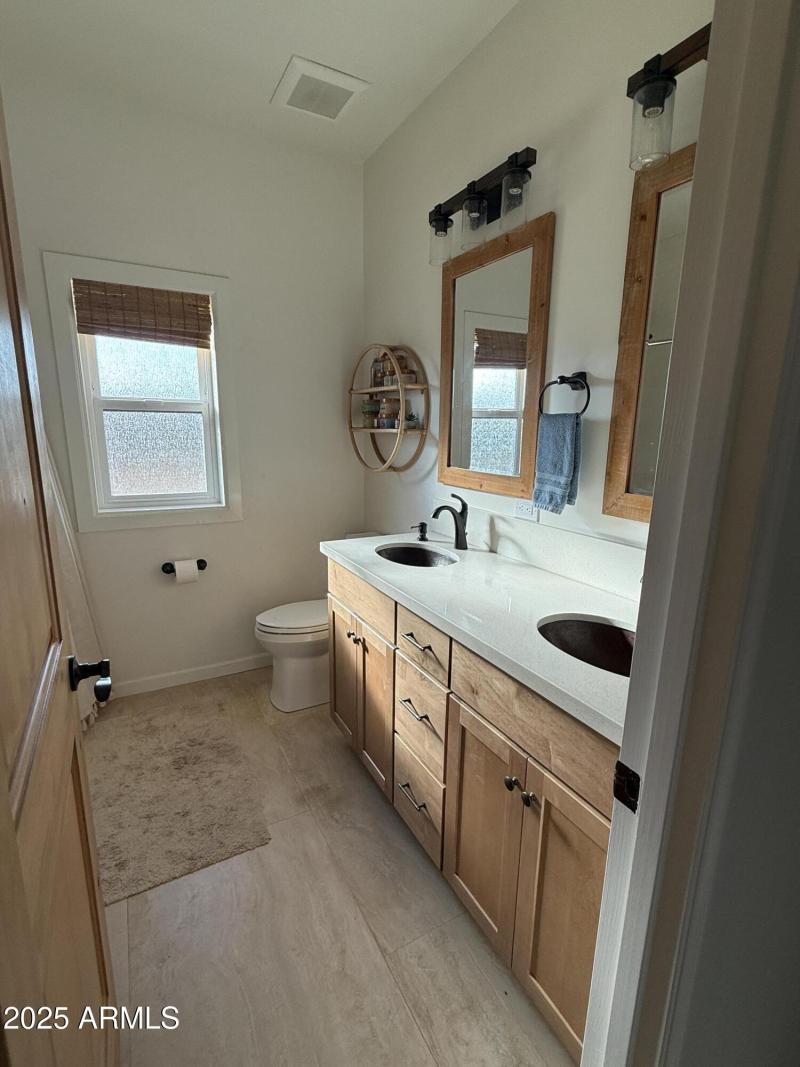 18 hall bath