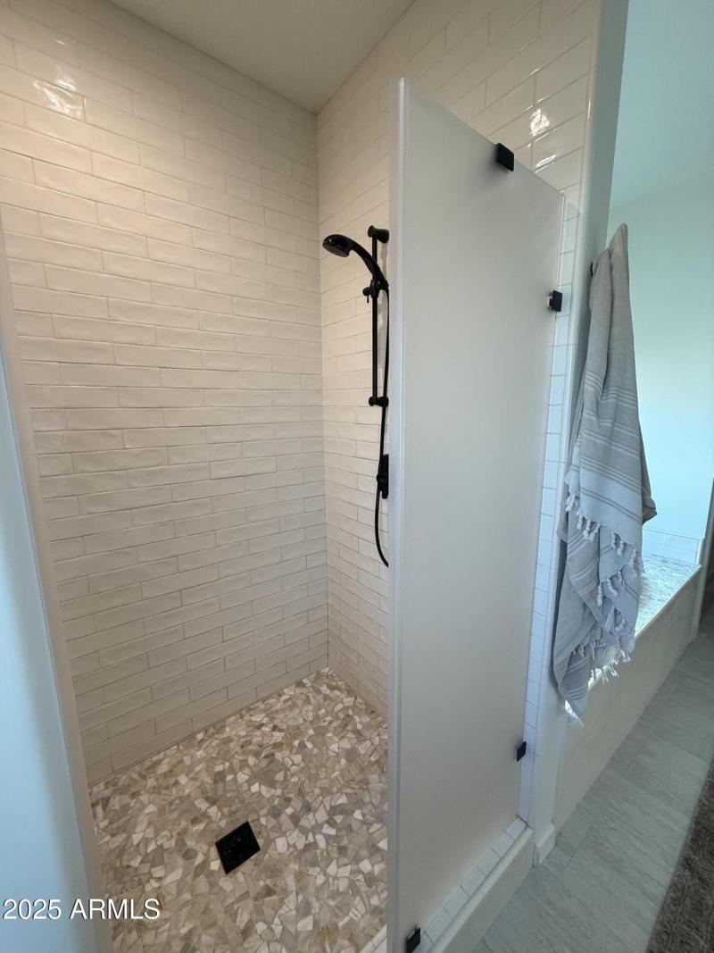26 Master shower