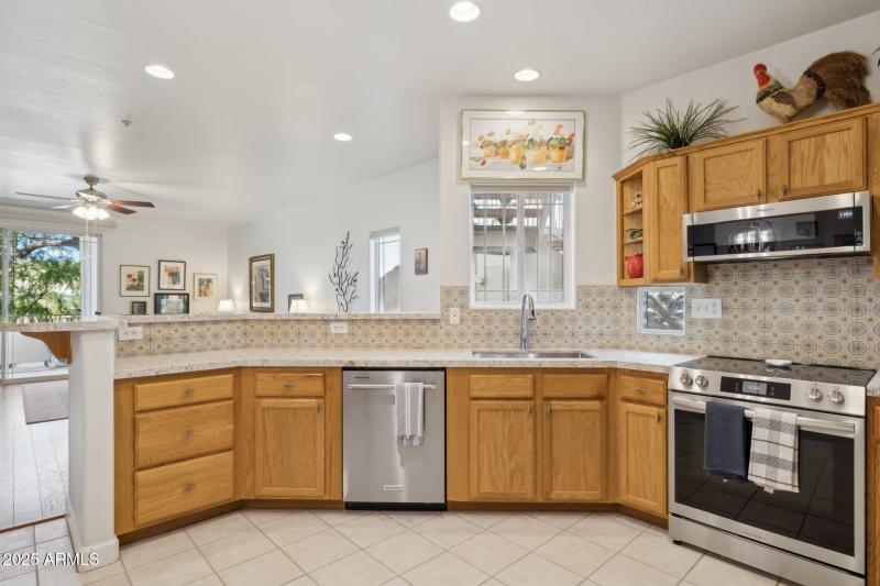 Penninsula Kitchen