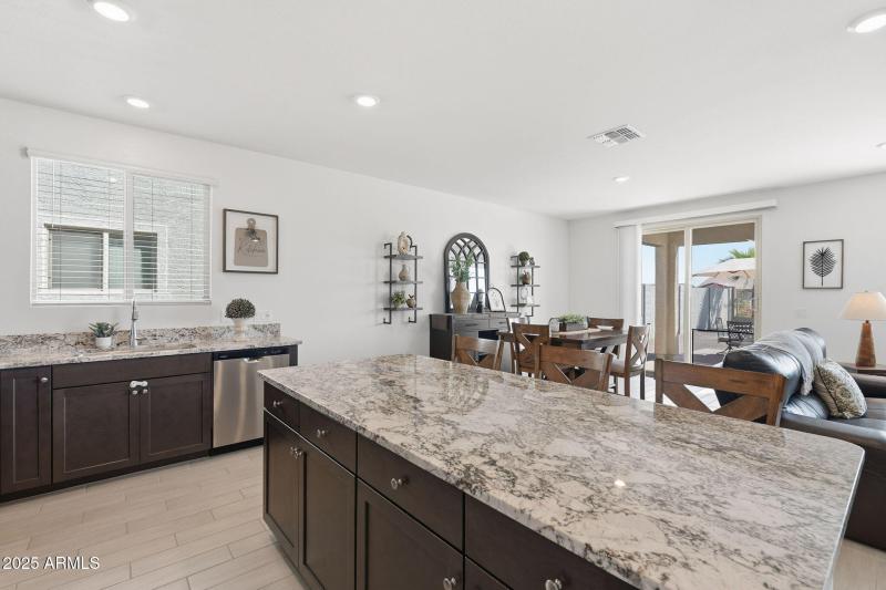 Open Floor Plan3