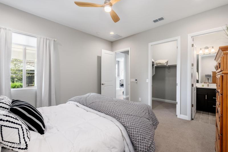 19641 N 264th Ave - 33