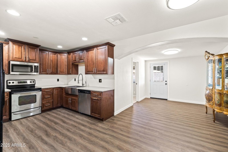 2d kitchen and dining