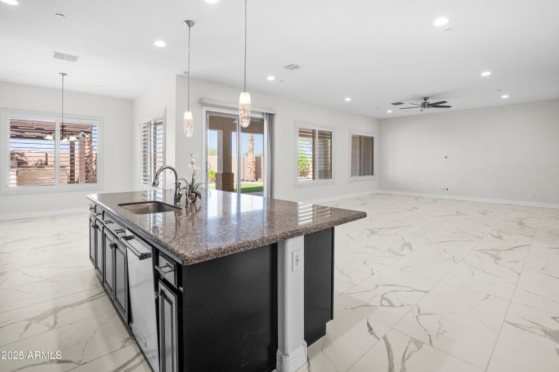 26330 N 98th Ln-47