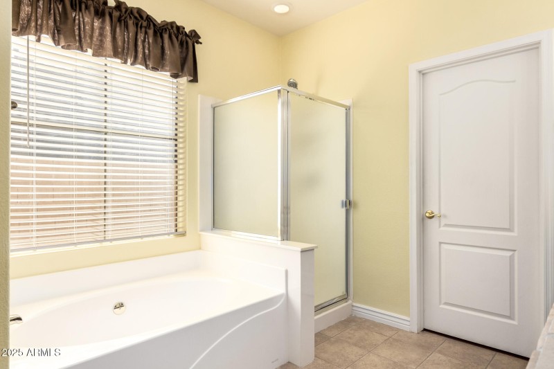 3544 E LEXINGTON CT, Gilbert, AZ 85234