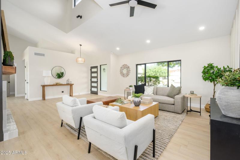 15-web-or-mls-BellaVista-22