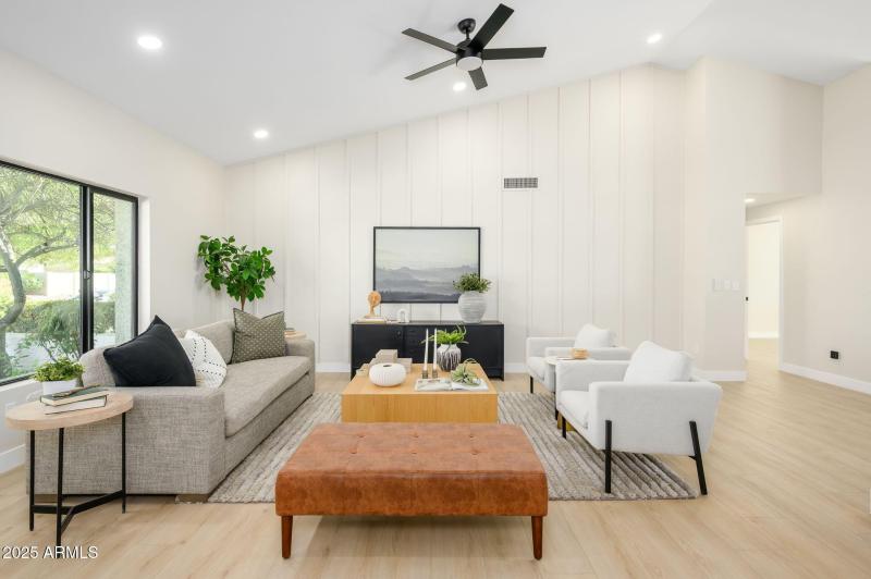 18-web-or-mls-BellaVista-25