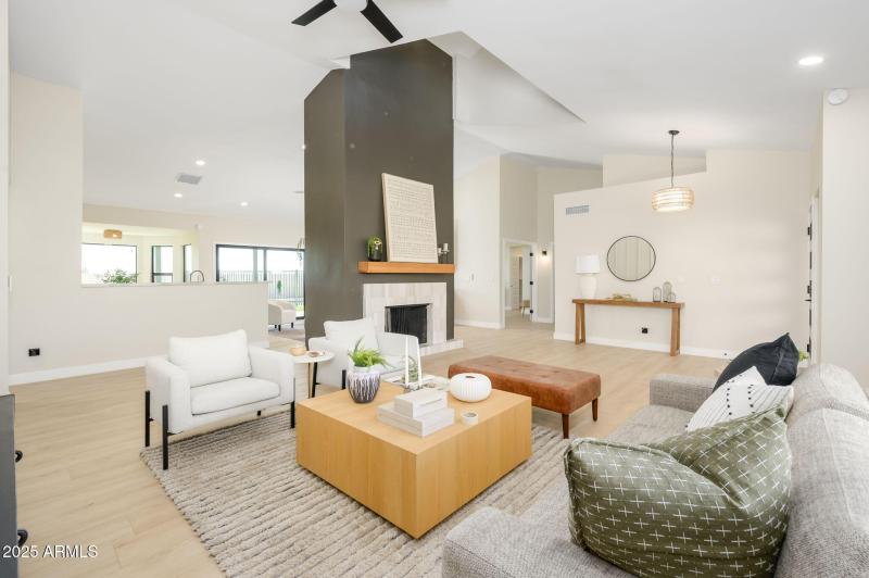21-web-or-mls-BellaVista-28