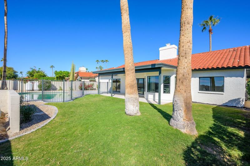 26-web-or-mls-BellaVista-32