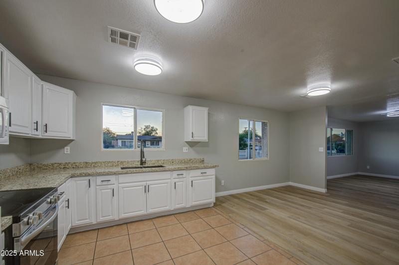 Kitchen 6