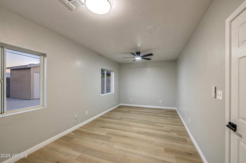 Bedroom 5-pic 1