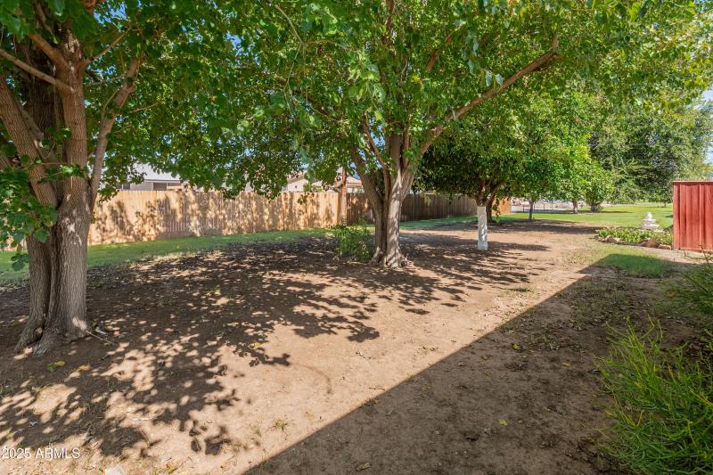 10926 W Abbott Ave-7