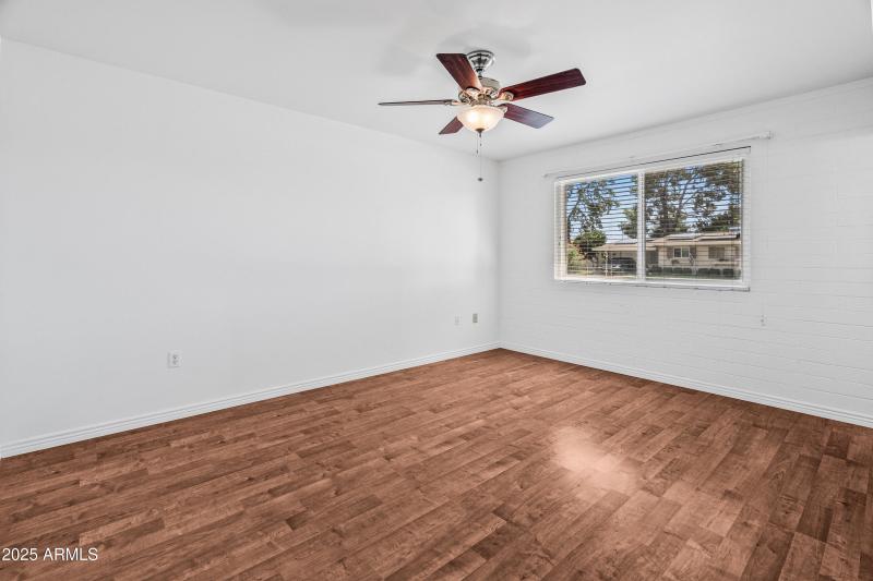 10926 W Abbott Ave-17